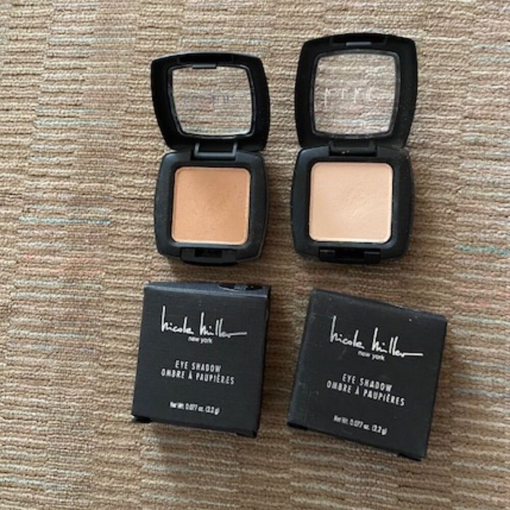 Nicole Miller Eye Shadow Pecan Almond NIB